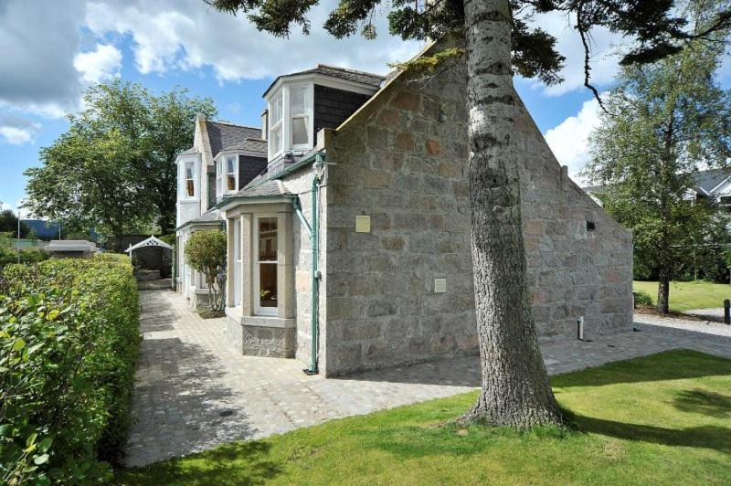 Schoolhouse Bed and Breakfast Ballater Εξωτερικό φωτογραφία