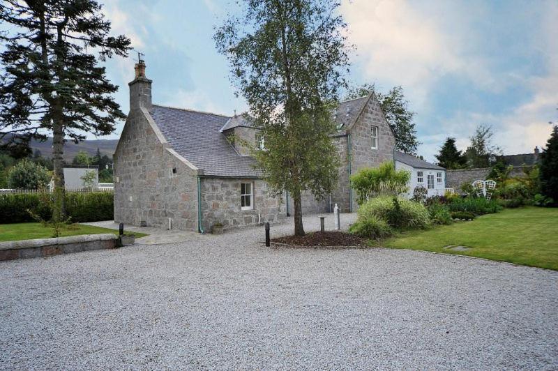 Schoolhouse Bed and Breakfast Ballater Εξωτερικό φωτογραφία